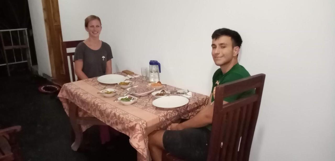 Nimsara Homestay Ella Buitenkant foto