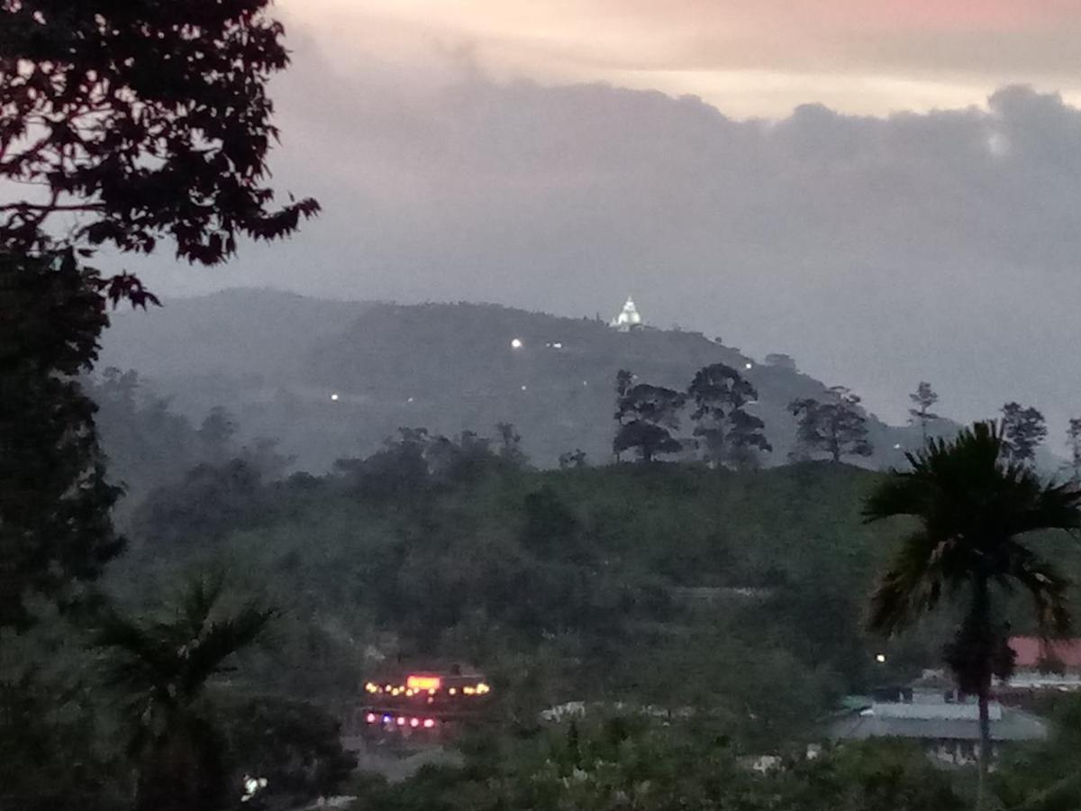 Nimsara Homestay Ella Buitenkant foto